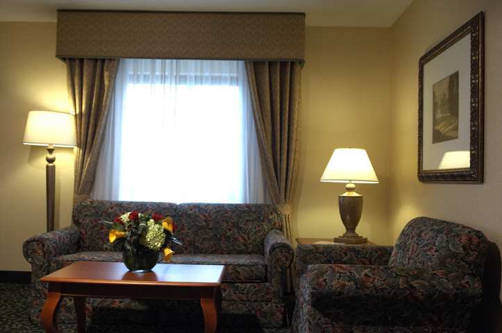 Embassy Suites Greenville Golf Resort & Conference Center Zimmer foto